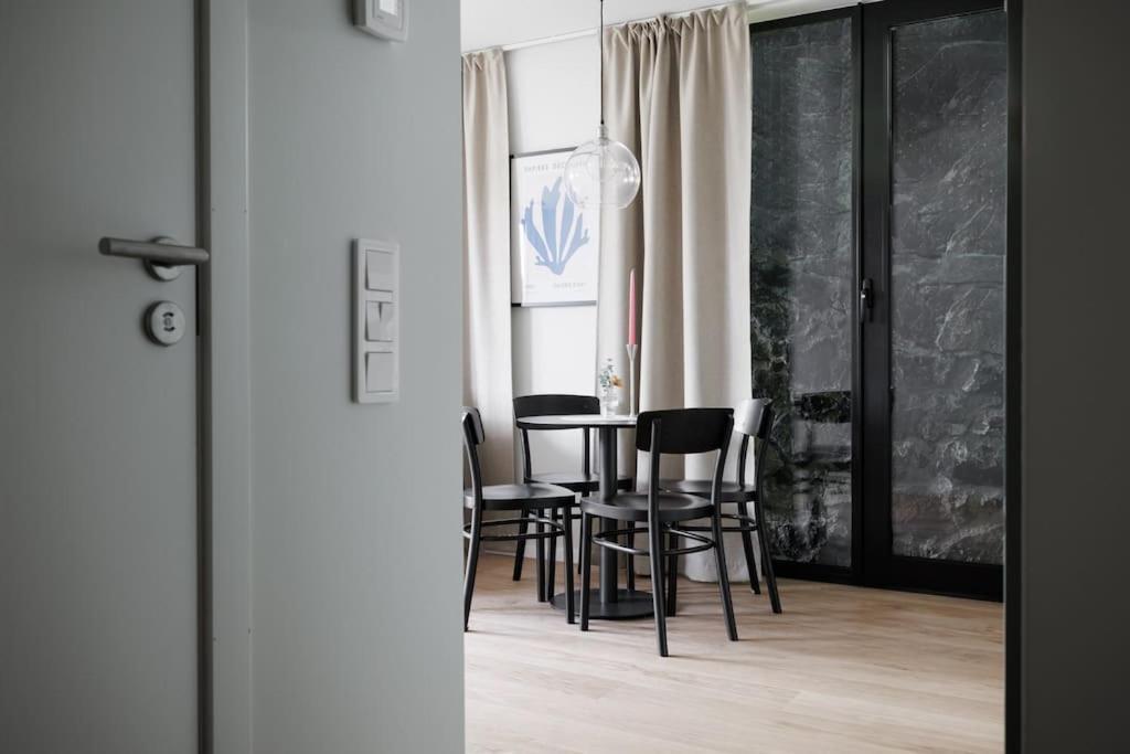Brand New Studios Amidst Ancient Ruins Oasis Stockholm Exterior foto
